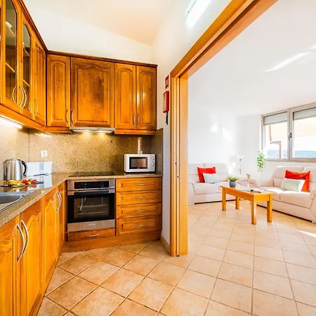 Villa In Alte With Infinity Pool & Hills View Alte