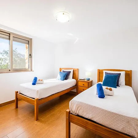 Villa Villa In Alte With Infinity Pool & Hills View *