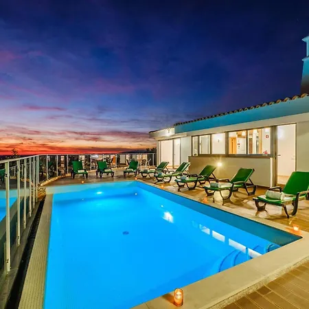 Villa In Alte With Infinity Pool & Hills View *